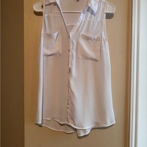 Women’s Sleeveless White Blouse